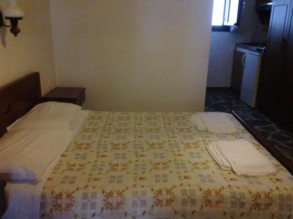 Guesthouse Ariadni Kríkellon Buitenkant foto