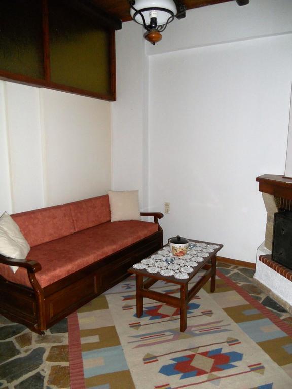 Guesthouse Ariadni Kríkellon Buitenkant foto